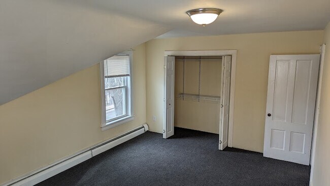Foto del edificio - 335 Washington St