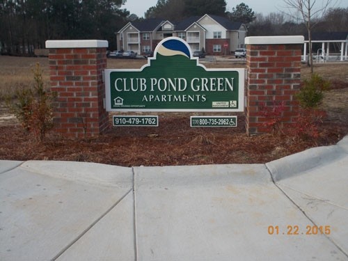 Signage - Club Pond I & II