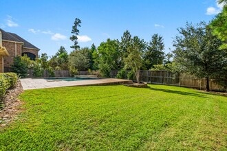 Building Photo - 30 Beacons Light Pl