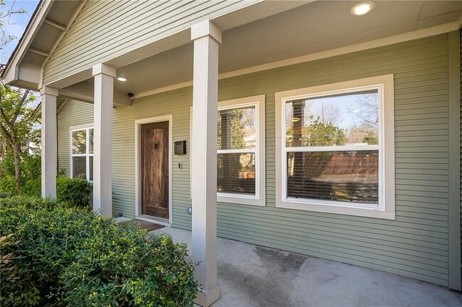 Foto del edificio - 1505 W 40th St