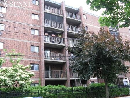 Building Photo - 8 Ellery St
