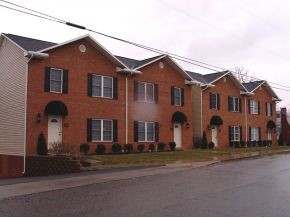 Primary Photo - 1721 Skyline Dr