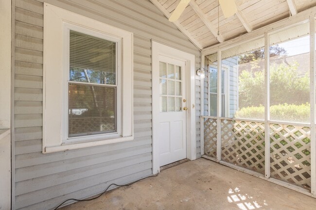 Foto del edificio - Norris Rd 2908**Charmaine