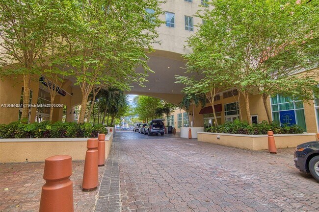 Building Photo - 7355 SW 89th St