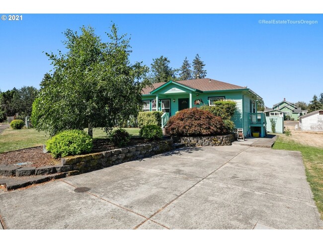 Foto del edificio - 1449 N Ivy St