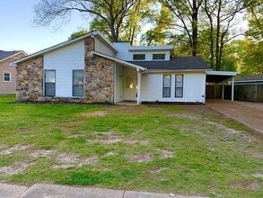 Building Photo - 4392 Spring Harbor Dr