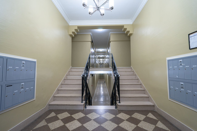 Renovated Lobby - Panorama Courts