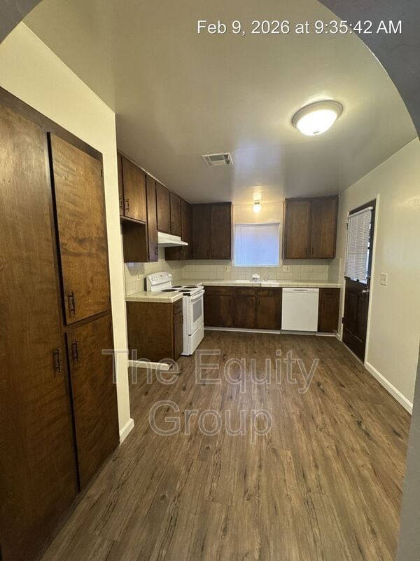 Foto del edificio - 3507 W Colonial Ave