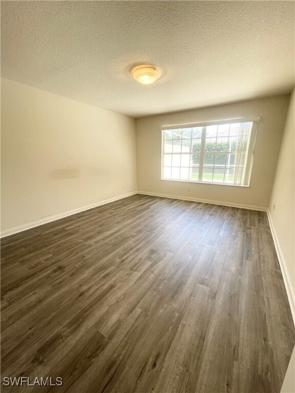 Building Photo - 4824 Lasqueti Way