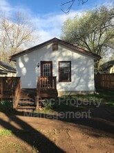 Building Photo - 227 Bend Farm Rd