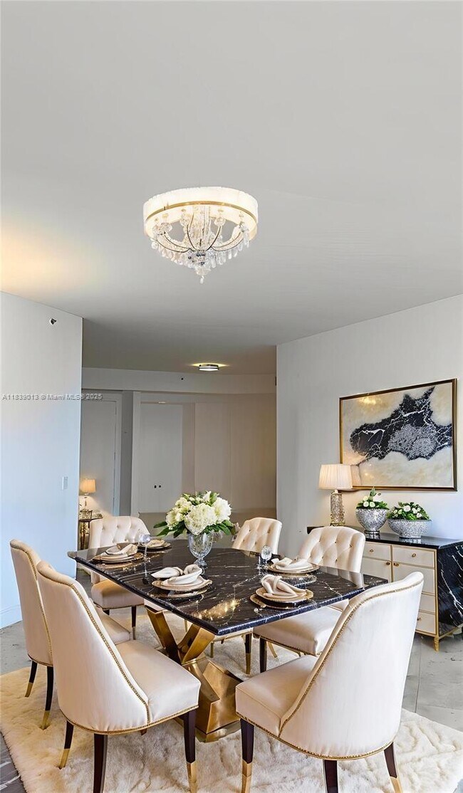 Building Photo - 4775 Collins Ave