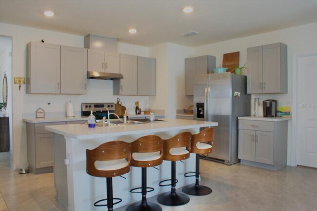 Foto del edificio - 1738 Walnut Crk Dr