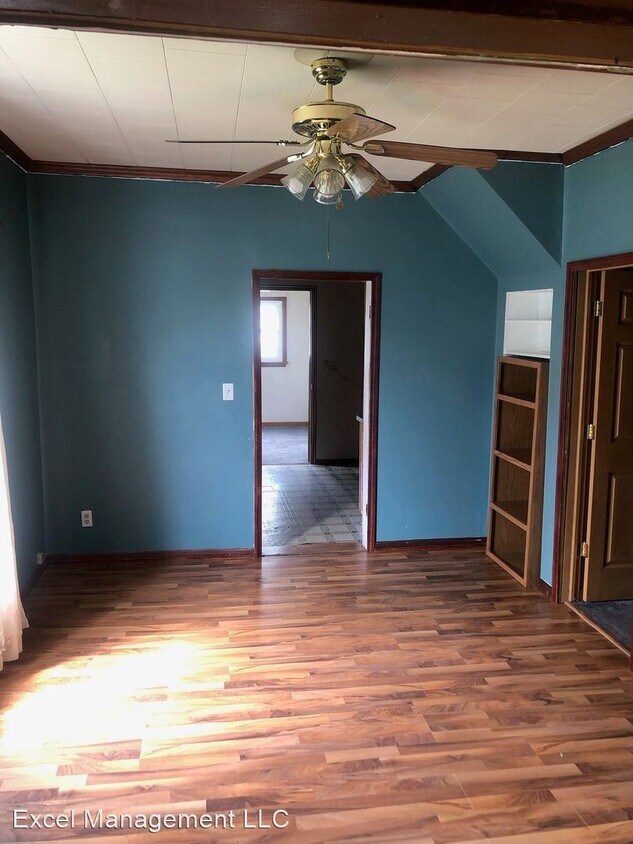 Primary Photo - 4 br, 1 bath House - 104 River St