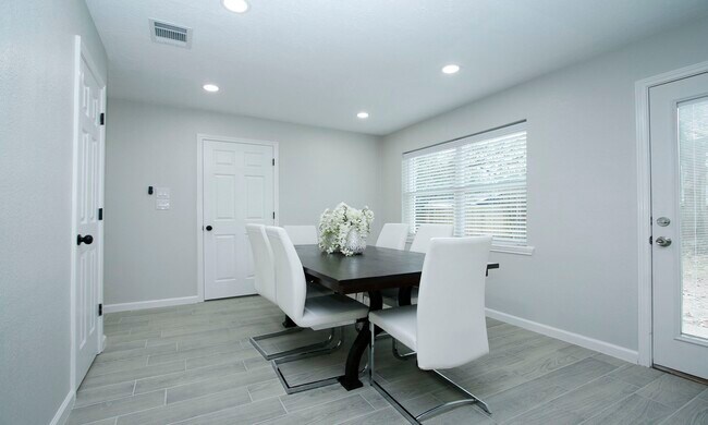 Foto del edificio - 25607 Pecan Valley Cir