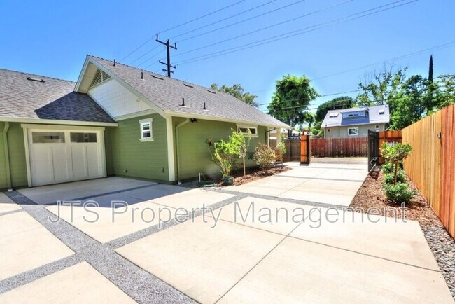 Foto del edificio - 4341 Dog Aly