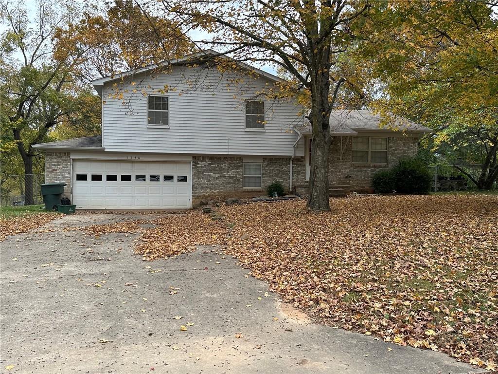 1140 Paradise Ln, Fayetteville, AR 72701 House Rental in Fayetteville