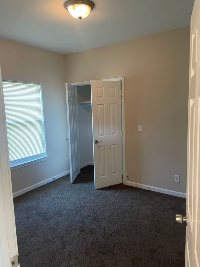 Building Photo - 9082 Cedar Ct