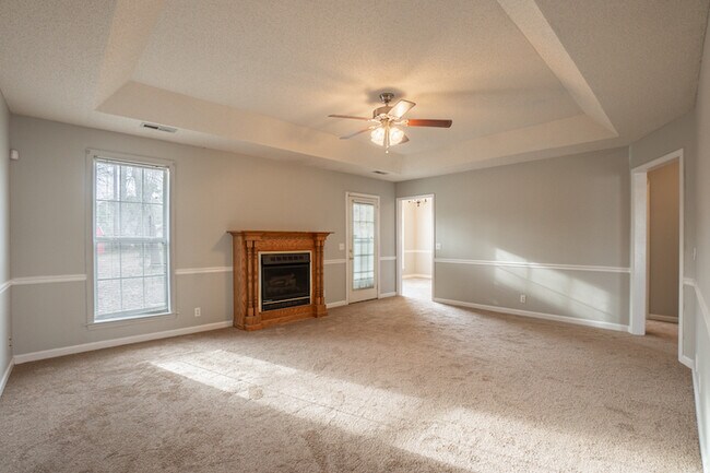 Building Photo - 981 Saltwood Rd