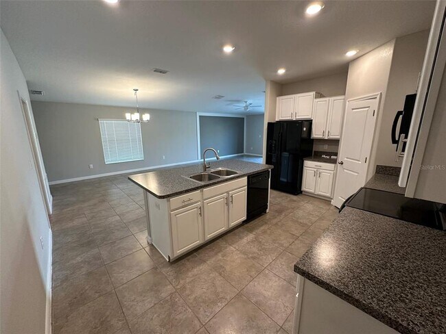 Foto del edificio - 15438 Wicked Strong St