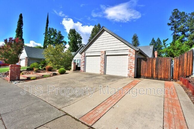 Foto del edificio - 9221 Rock Canyon Way