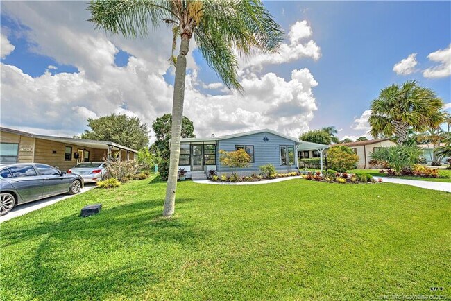 Building Photo - 2842 SW Toronado Trail