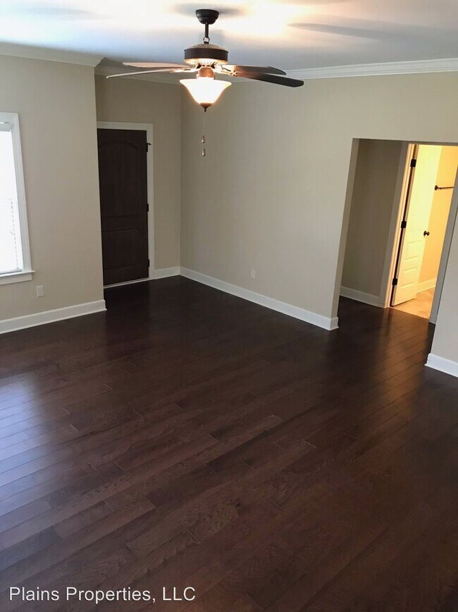 Building Photo - 3 br, 2 bath House - 999 Starr Court