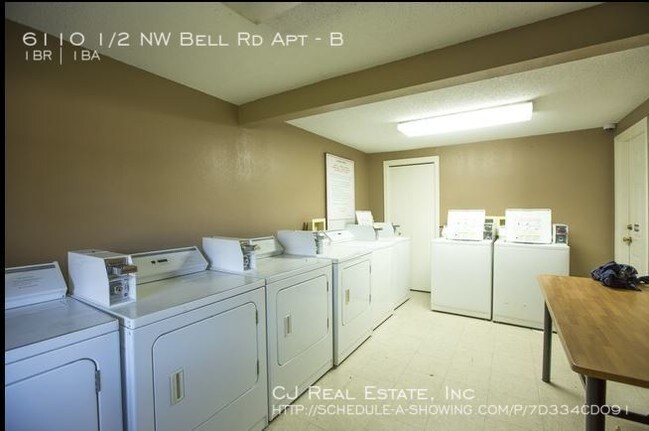 Foto del edificio - 6110 1/2 NW Bell Rd