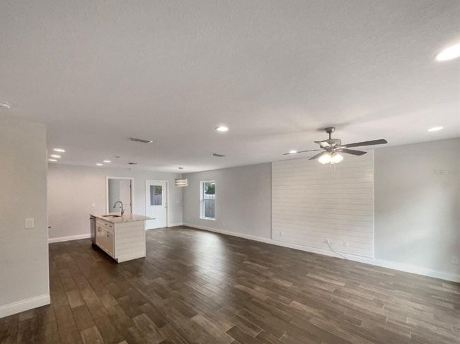 Foto del edificio - 203 Clayton Rd