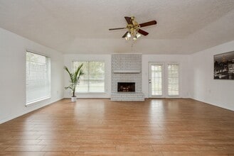 Building Photo - 3315 Honey Creek Dr