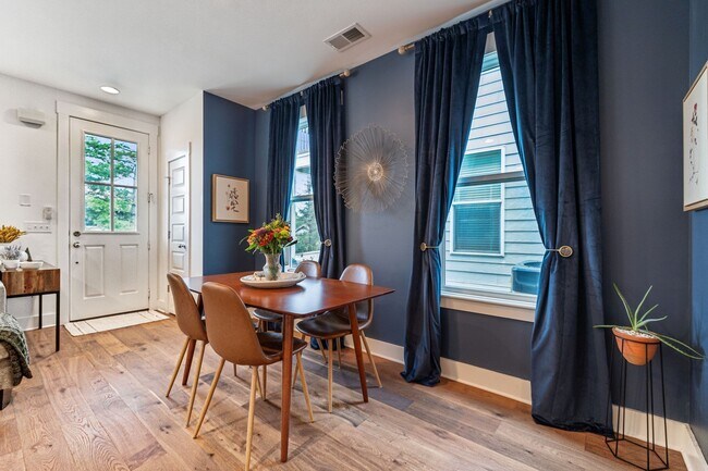 Foto del edificio - 420 Creative Way