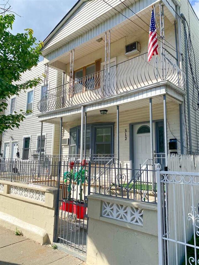 312 Duncan Ave, Jersey City, NJ 07306 House Rental in Jersey City, NJ
