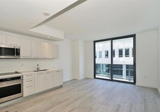 Building Photo - 55 SW 9th St