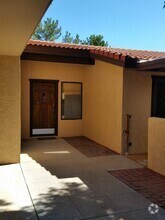 Building Photo - 155 Canyon Diablo Rd