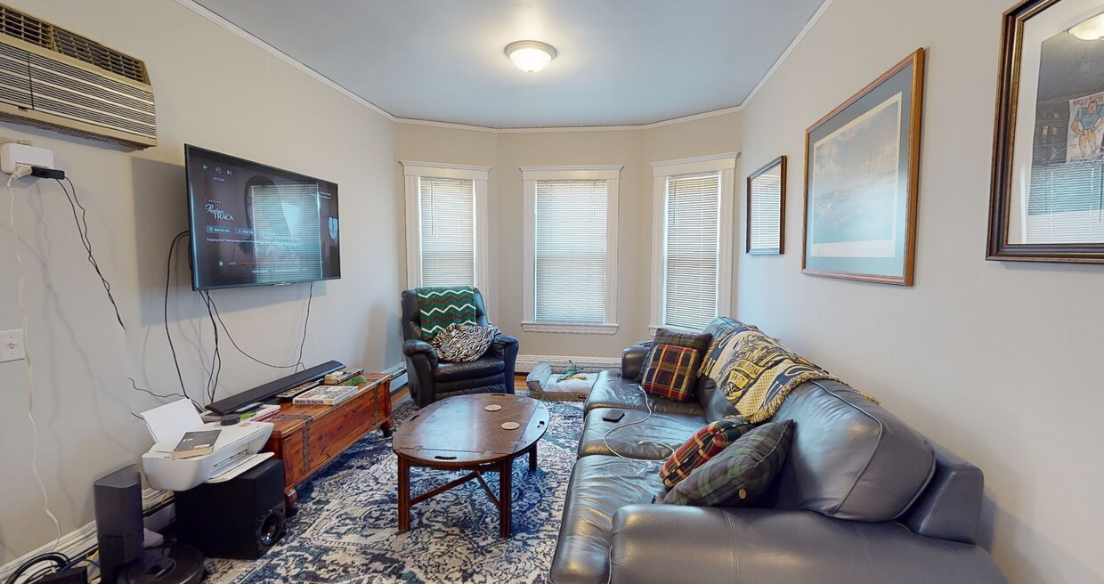 Foto principal - 8 Chapman Pl