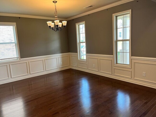Building Photo - 5797 Napa Valley Dr