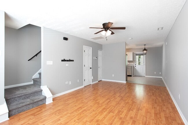 Photo - 3356 Tarleton W Townhome