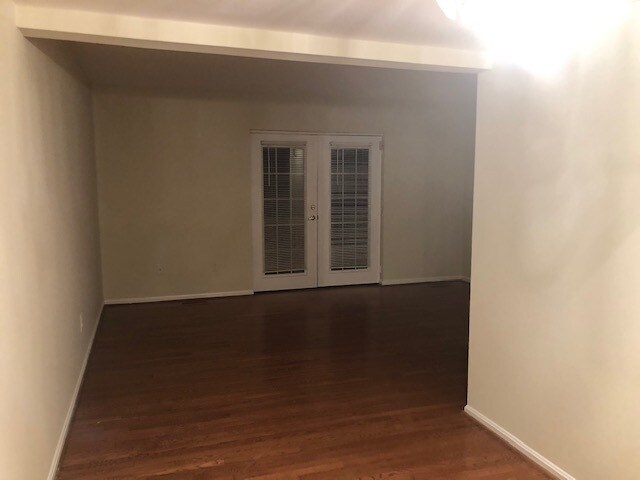 Building Photo - 5231 Cannes Ct