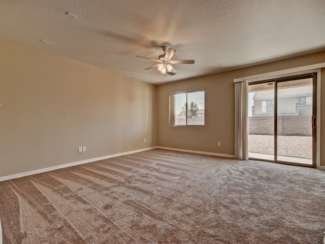 Building Photo - 11229 W Mariposa Dr