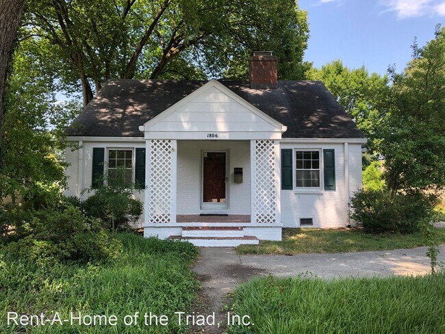 Building Photo - 3 br, 1 bath House - 1806 W. Friendly Avenue