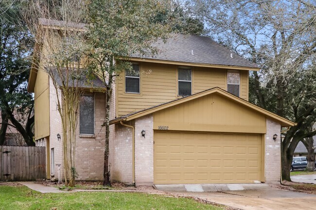 Foto del edificio - 16602 Quiet Trail Dr