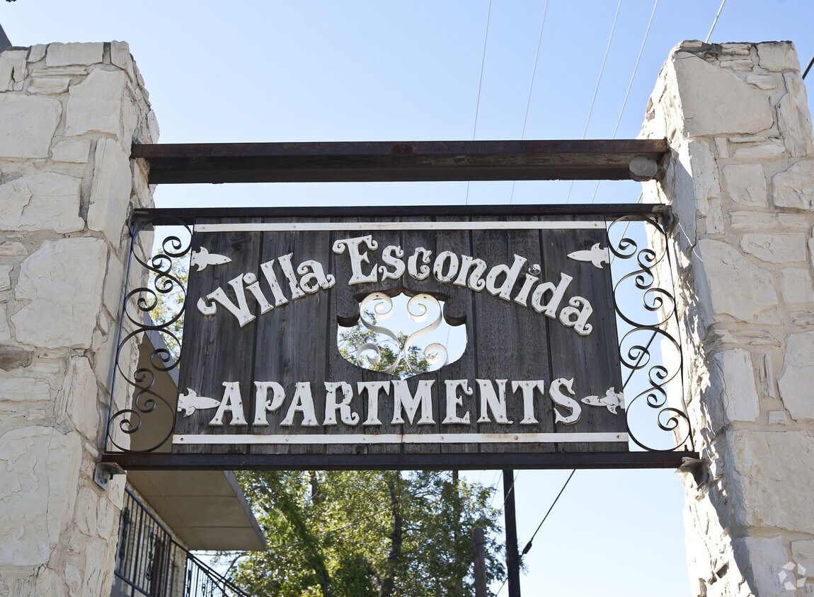 Foto del edificio - 220 Pinckney St