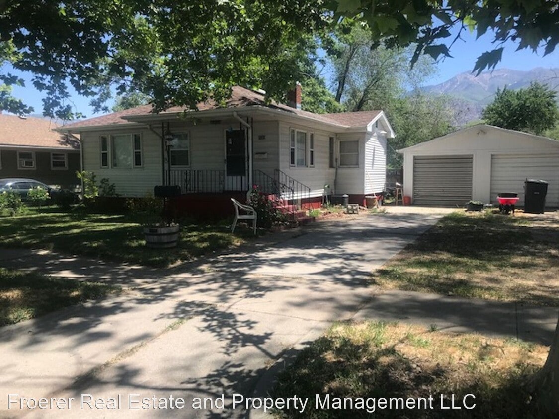 Primary Photo - 4 br, 1 bath House - 3474 Lincoln Ave