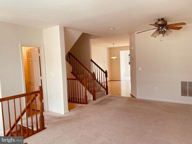 Foto del edificio - 16802 Sweeney Ln