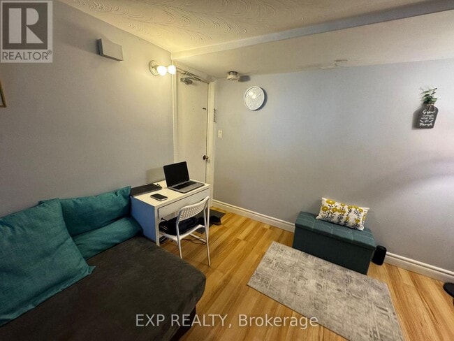 Photo du bâtiment - 354 Annette St