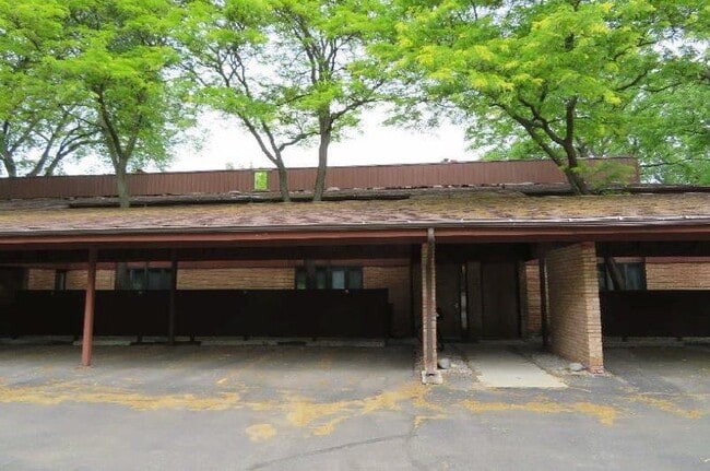 Building Photo - 1803 Independence Blvd