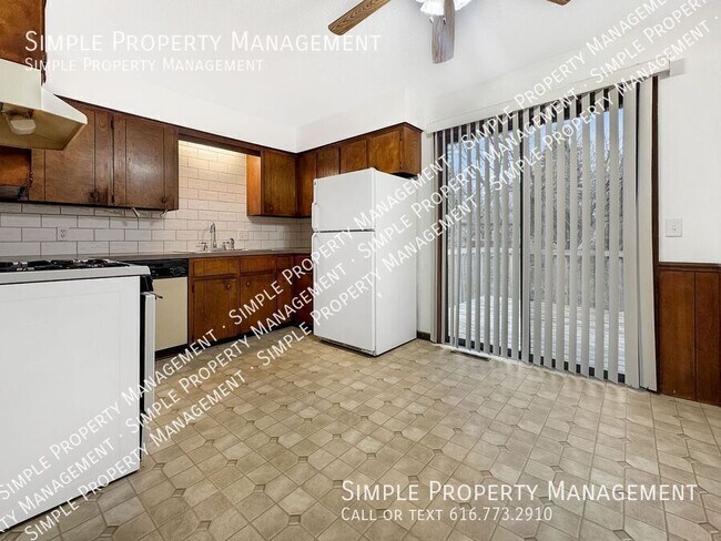 Foto del edificio - 2666 Randall Ave NW