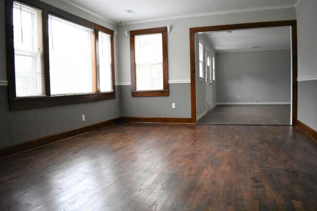 Foto del edificio - 3915 Holston Hills Rd