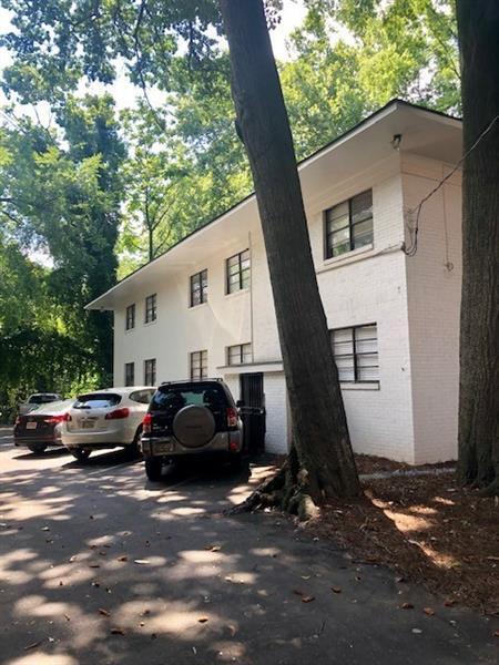 Foto del edificio - 711 Argonne Ave NE