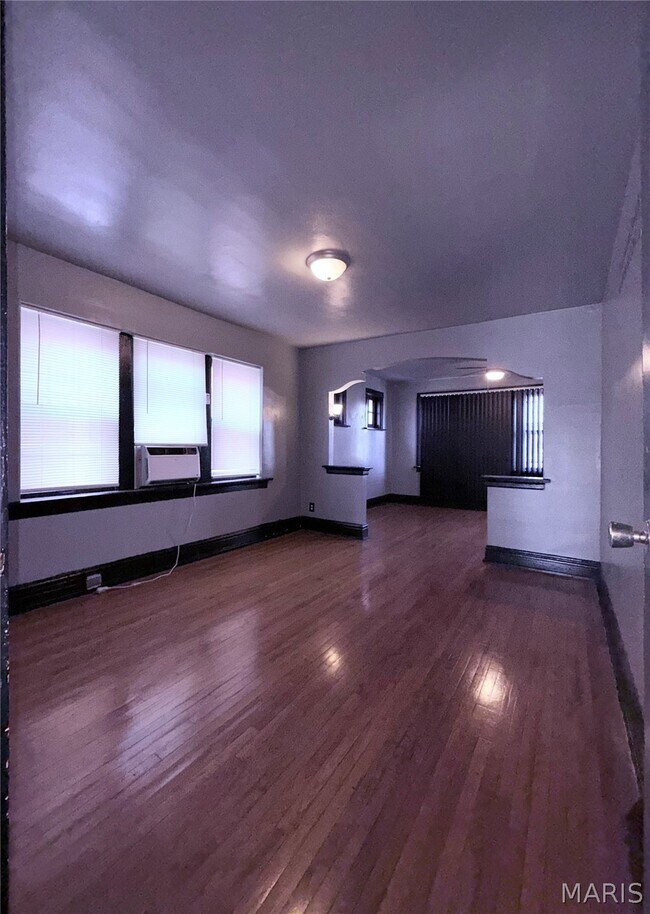 Foto del edificio - 4640 Carter Ave