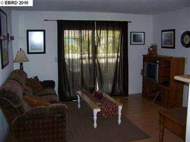 Building Photo - 2291 Lakeview Cir